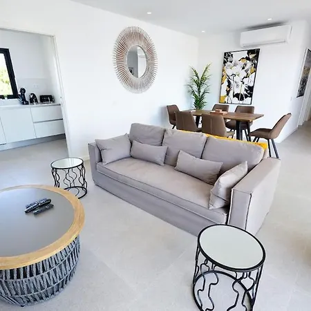 3 Bedroom Apartment, At20 شقة *