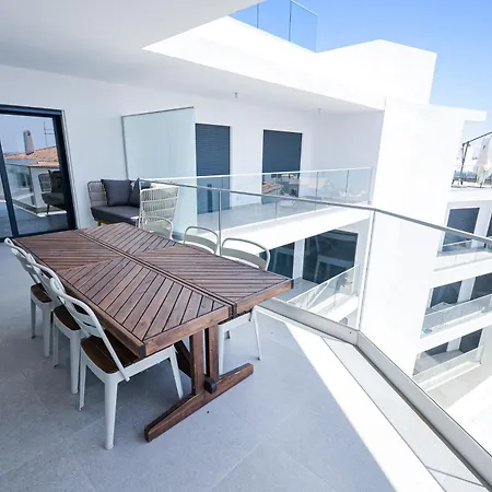 3 Bedroom Apartment, Olhos De Agua At20 * Olhos de Agua (Albufeira)